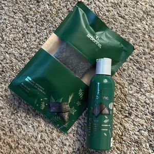 New - Arbonne Charcoal Shower Gel 3.4 oz. & KONJAC Sponge Gift Set